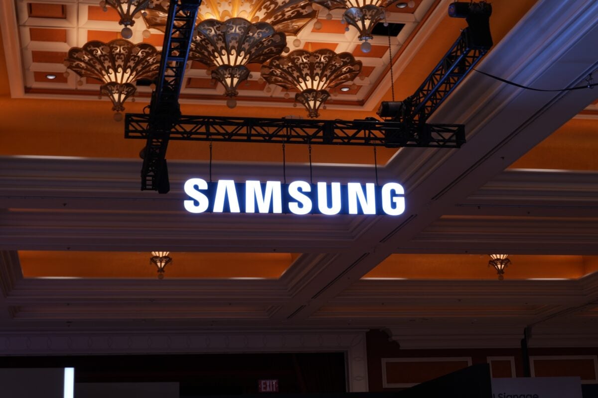 Samsung pondera dividir o negócio em plena crise laboral