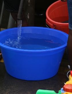 Luanda recebe menos de metade da água que necessita diariamente