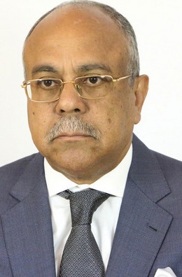 "Órgãos de comunicação social públicos têm sérios problemas de gestão" - Ministro