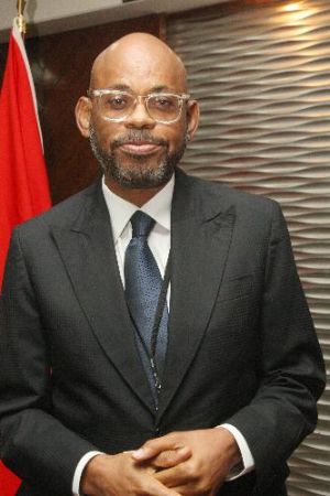 Ministro das Finanças visita Brasil para reforço da cooperação