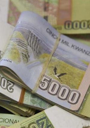 Kwanza já depreciou mais de 25%