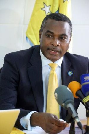 CASA-CE estuda eventual coligação pós-eleitoral