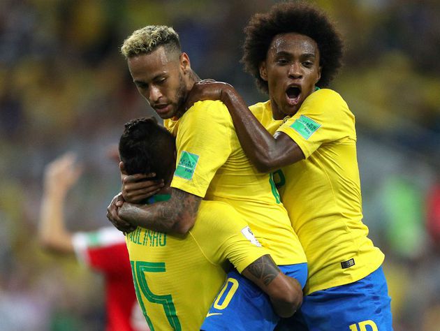 Brasil vence a Sérvia, garante a liderança do Grupo E e encara o México nas oitavas da Copa