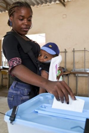 Para além de assembleias de voto, a CNE aprovou também 25 mil e 475 mesas de votos 
