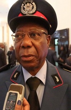 Trata-se de uma iniciativa do Ministério do Interior. O primeiro passo foi dado hoje, quarta-feira, em Luanda, 