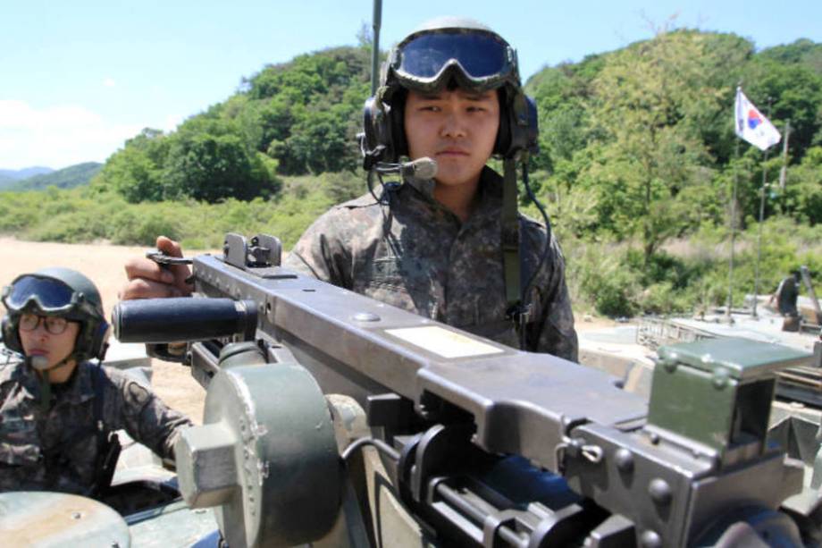 11º. Coreia do Sul
Pontuação geral em 2016	0.2824
Orçamento da Defesa	33 bilhões de dólares
Mão de obra disponível	26 milhões de pessoas
Classificação em 2015	7º