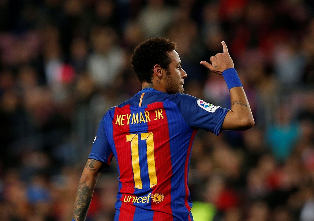 Atacante do Barça admitiu que tem o sonho de ser o melhor do mundo, mas que posto agora é de Messi