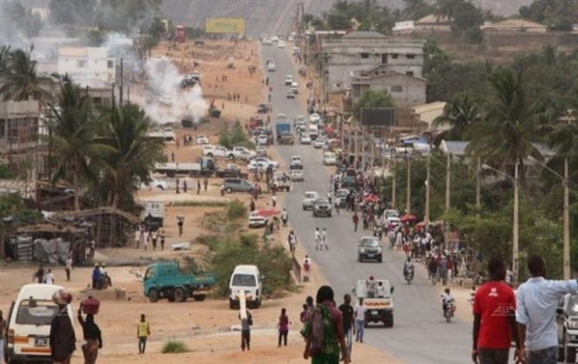 INTERCALAR DE NAMPULA: CANDIDATOS MULTIPLICAM PROMESSAS