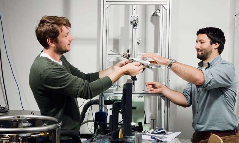 Uma melhor compreensão da crosta de gelo de superfície