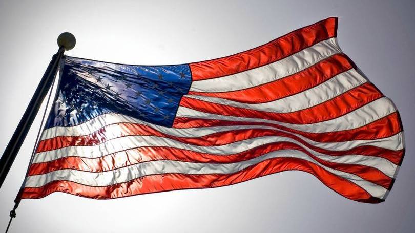 Estados Unidos: cônsules honorários são tradicionalmente cidadãos norte-americanos ou detentores de visto permanente que realizam serviços consulares para um governo estrangeiro