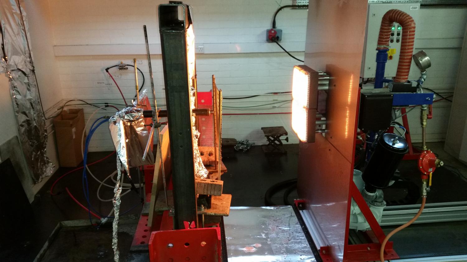 Um conflito de interesse para os utilizadores de concreto: resistência ao fogo vs capacidade de auto-adensável