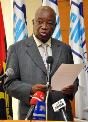 Membros da CNE passam a beneficiar das mesmas regalias que os Deputados