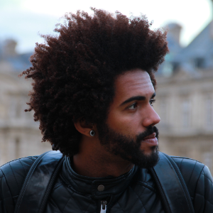 Mas e os rapazes? Felipe Monteiro, conhecido como Phills,