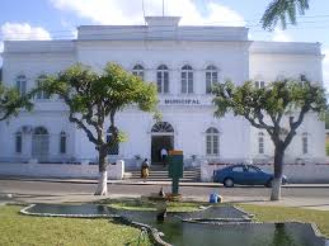 INSPECÇÃO VAI AO MUNICÍPIO DE INHAMBANE E À DIRECÇÃO PROVINCIAL DE OBRAS PÚBLICAS