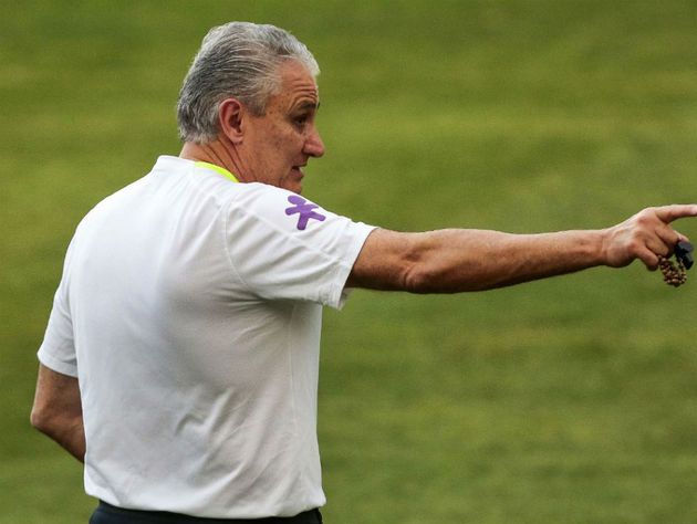 Tite sinaliza qual escalação deve utilizar para a estreia contra a Suíça