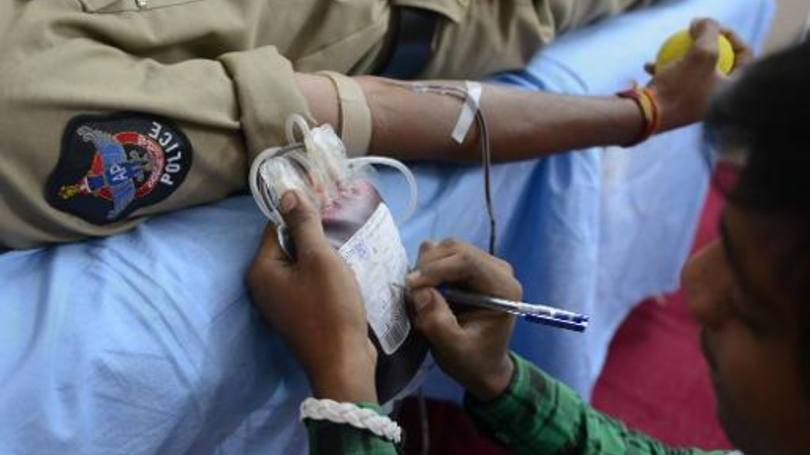 A medida alinha os EUA a outros países como o Reino Unido, a Austrália e a Nova Zelândia, que também têm períodos de espera de 12 meses. 