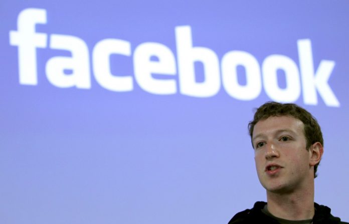 Facebook altera algoritmos para incluir mais noticias locais no feed