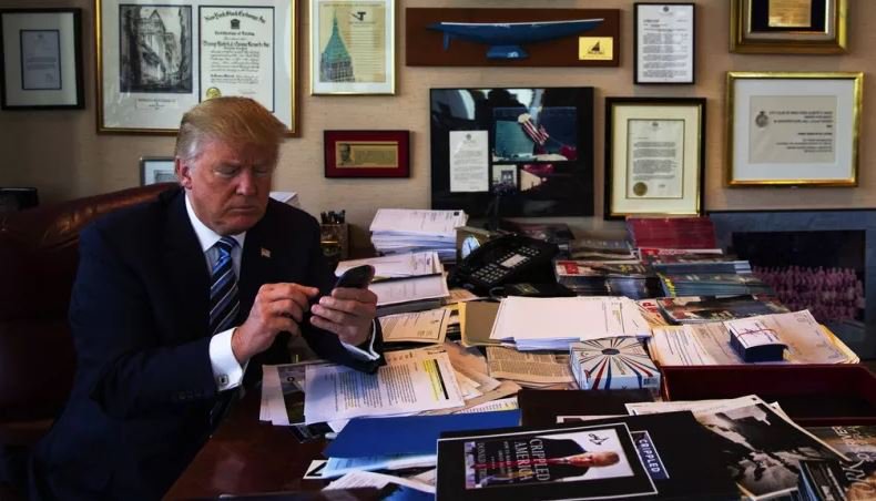 Donald Trump proibe a criptomoeda da Venezuela nos EUA