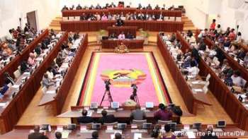 Parlamento aprova proposta de alteração da lei da TSU