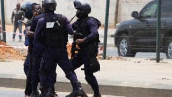 repressão policial termina com centenas detidas na província da Lunda Sul