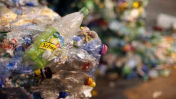 Paris acolhe negociações sobre o plástico