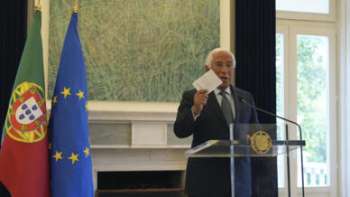 Portugal: PM demissionário pede desculpa aos portugueses