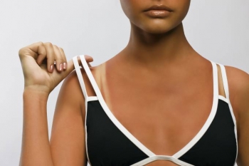 Nova técnica de bronzeamento ativa a produção de melanina até nas peles mais claras, e de quebra protege contra câncer de pele